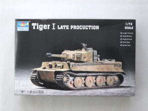 TRUMPETER 1/72 07244 TIGER I LATE PRODUCTION